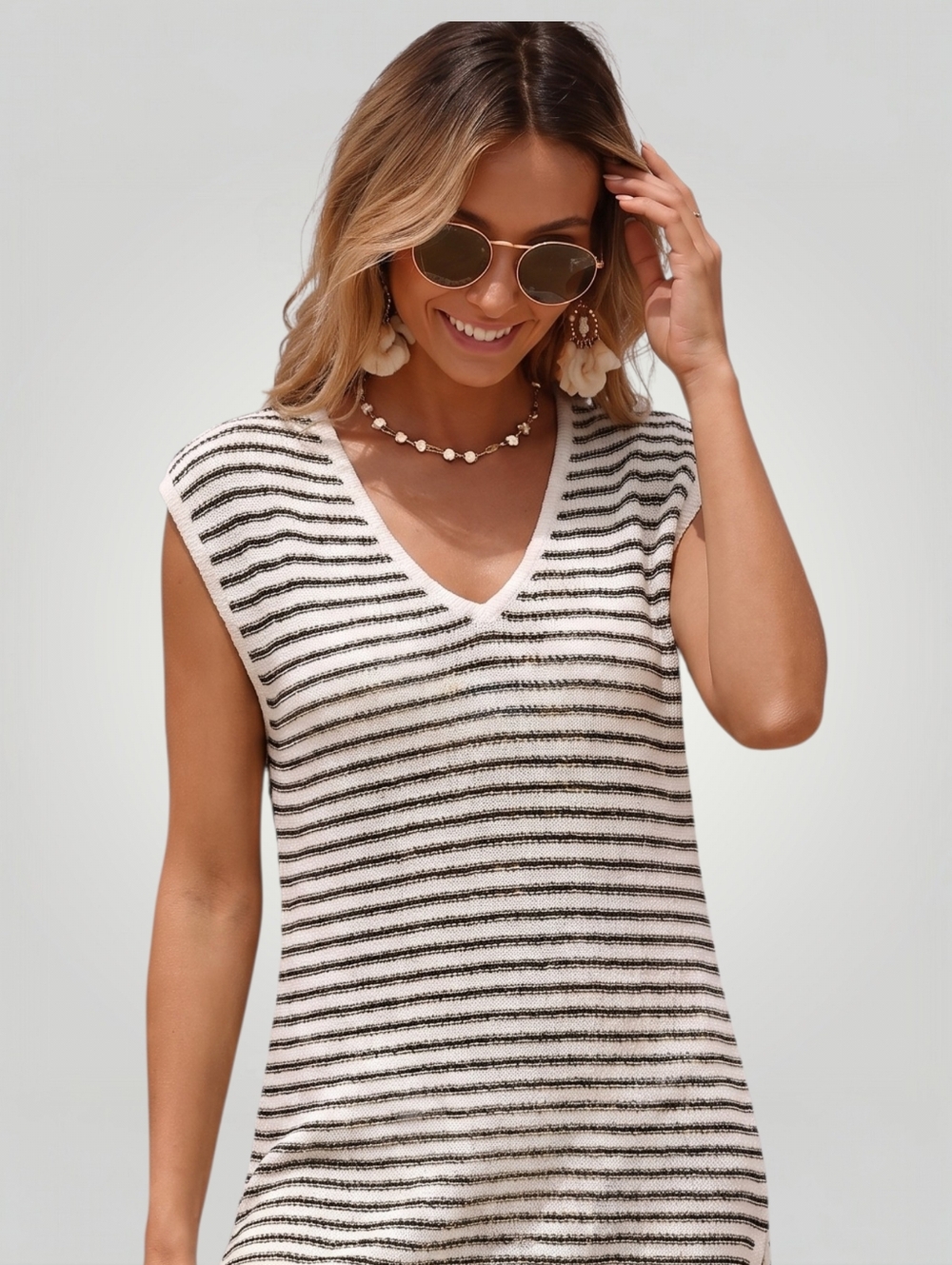 Tahari Striped Knit Sweater Dress Small Ivory Black Coastal Parisian Midi V-Neck